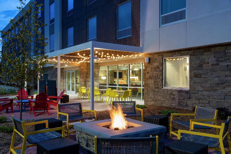 בית מלון כפרי Home2 Suites By Hilton Appleton