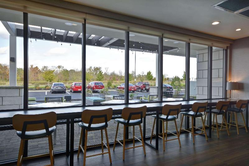 Отель Home2 Suites By Hilton Dayton South