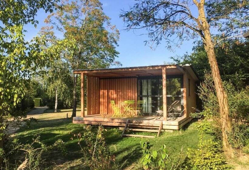 هتل Huttopia Saumur