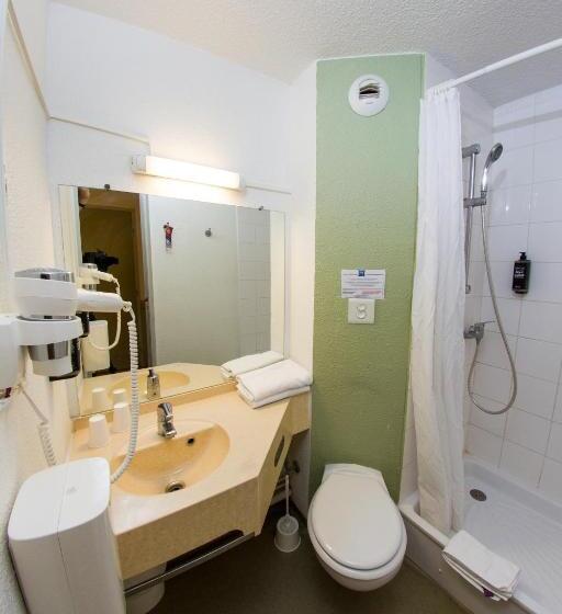 Отель Ibis Budget Boulognesurmer Centre Les Ports