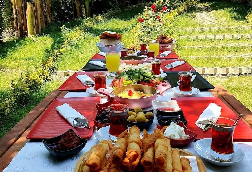 בית מלון כפרי Kadifeli Konak Boutique