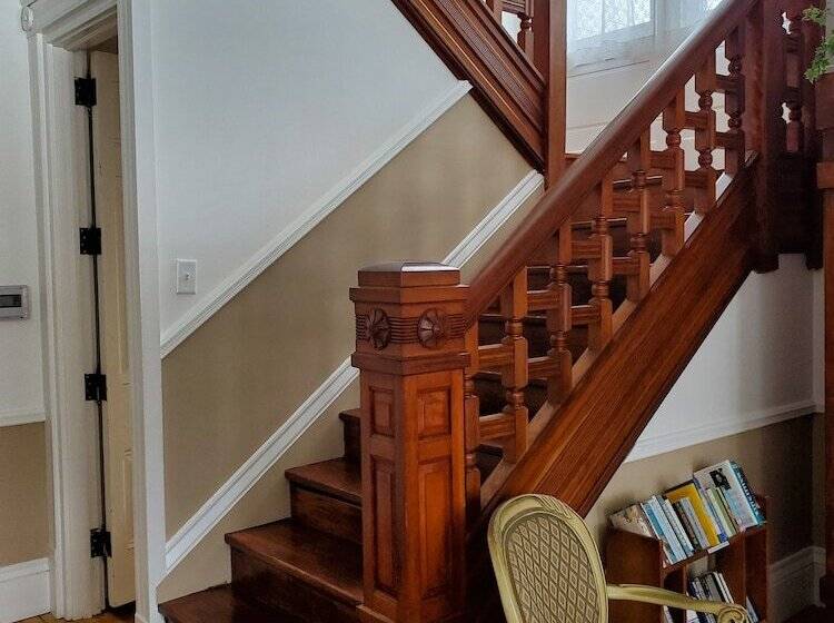 호텔 Lake Huron Lodge