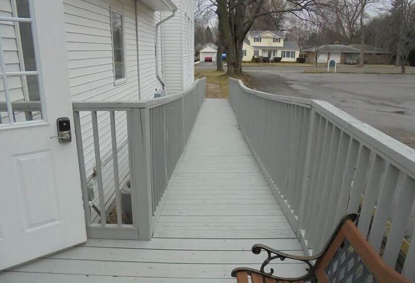 호텔 Lake Huron Lodge