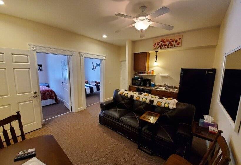 호텔 Lake Huron Lodge