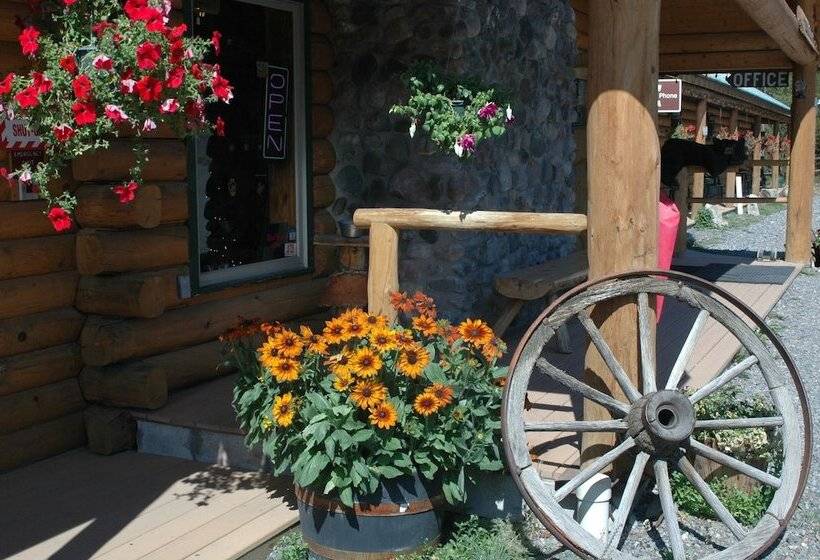 فندق Lava Mountain Lodge