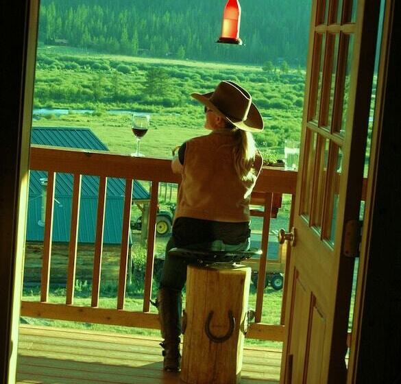 酒店 Lava Mountain Lodge