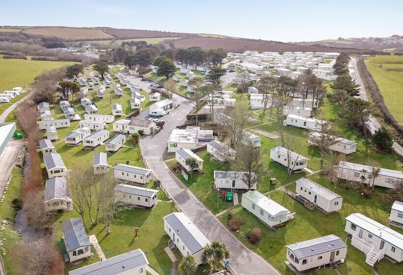 Отель 170 Newquay Bay Resort