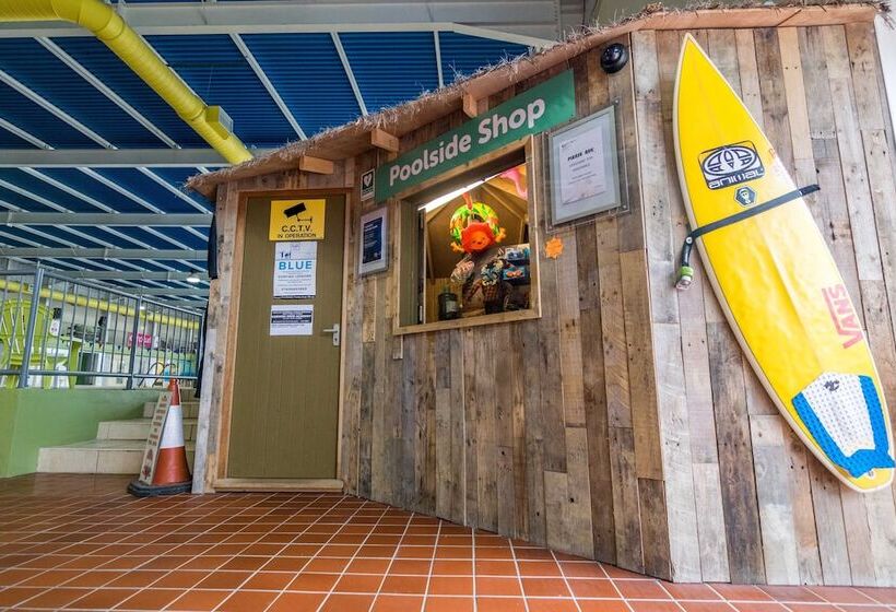 Отель 170 Newquay Bay Resort