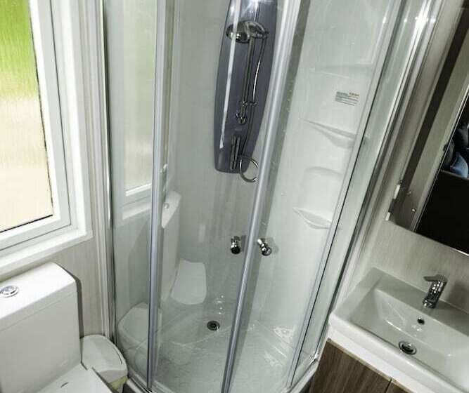 Отель 170 Newquay Bay Resort