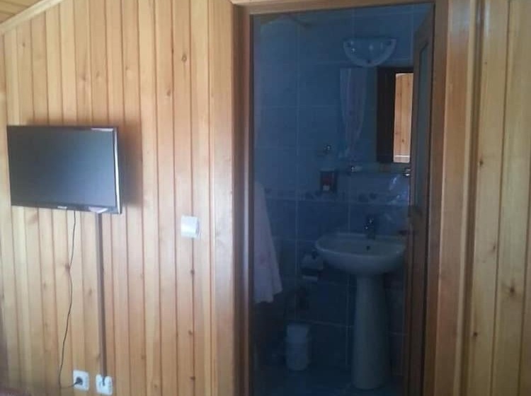 בית מלון כפרי Pirikoglu