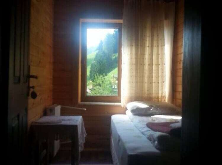 בית מלון כפרי Pirikoglu