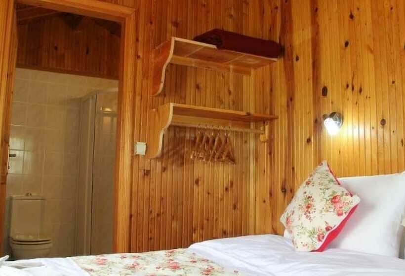 בית מלון כפרי Esralina Pansiyon