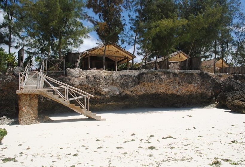 בית מלון כפרי Seasons Lodge Zanzibar