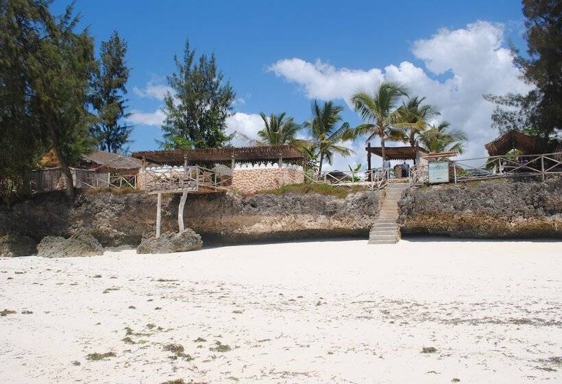 בית מלון כפרי Seasons Lodge Zanzibar