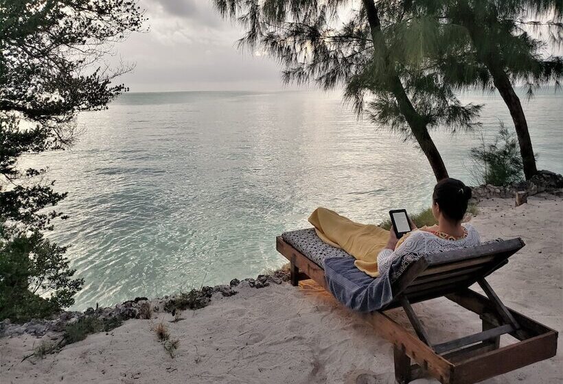 בית מלון כפרי Seasons Lodge Zanzibar