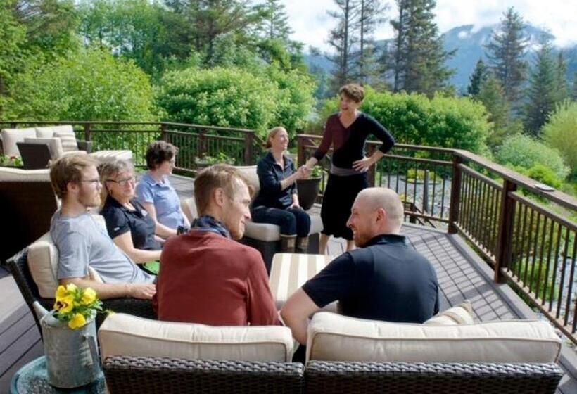 酒店 Stillpoint Lodge   All Inclusive