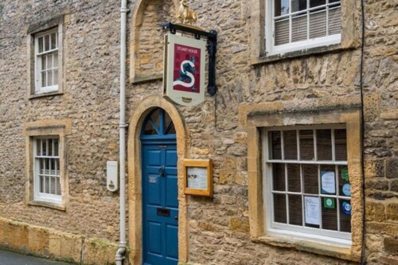 فندق The Bell At Stow