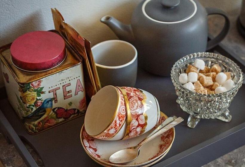 酒店 The Dial House