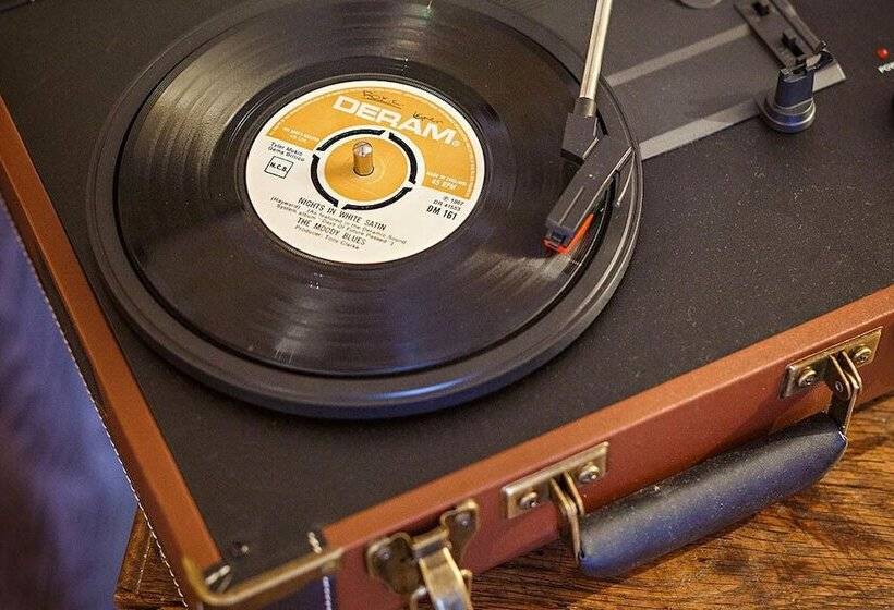 酒店 The Dial House