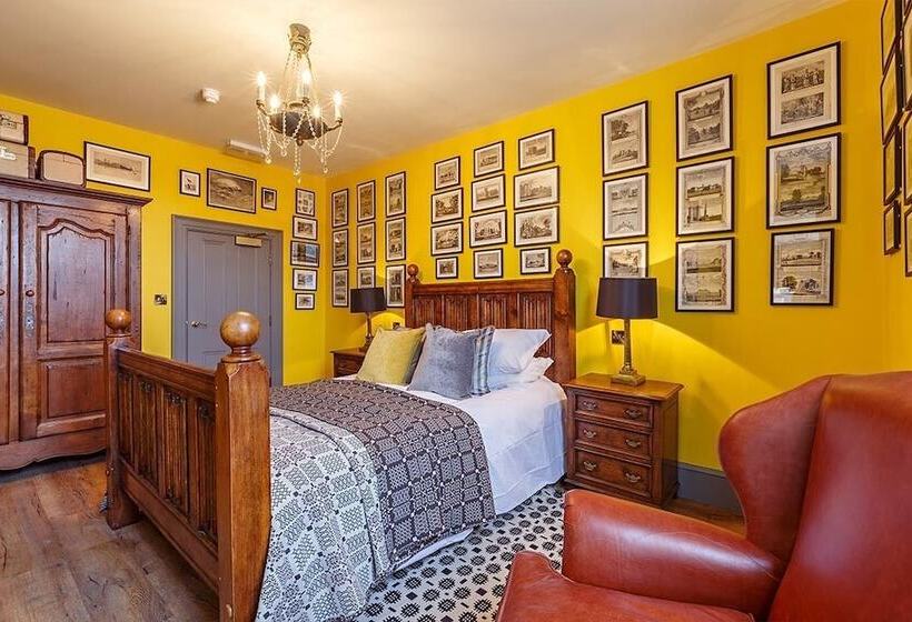 酒店 The Dial House