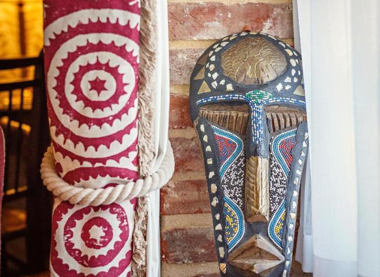 酒店 The Dial House