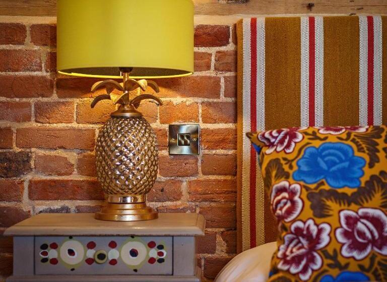 酒店 The Dial House