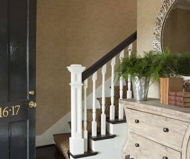 Отель The Georges