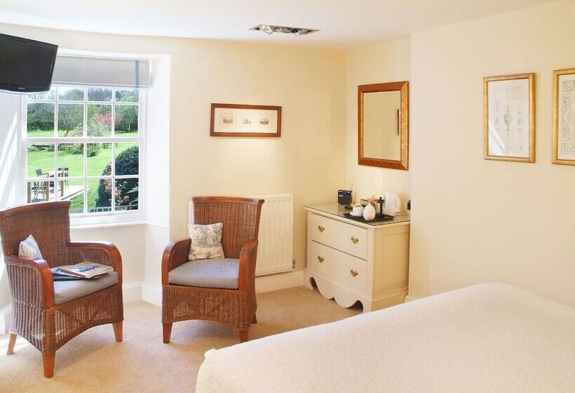 בית מלון כפרי The Old Rectory