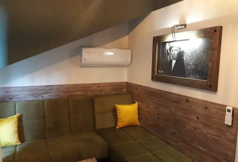 هتل The Sarigerme Inn