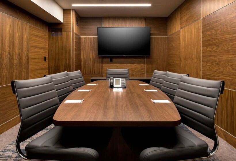 فندق Towneplace Suites By Marriott New York Long Island City