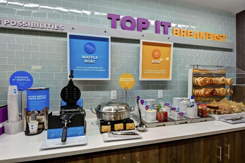 בית מלון כפרי Tru By Hilton Middletown