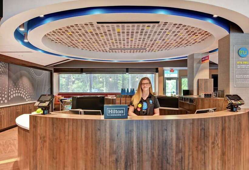 בית מלון כפרי Tru By Hilton Middletown