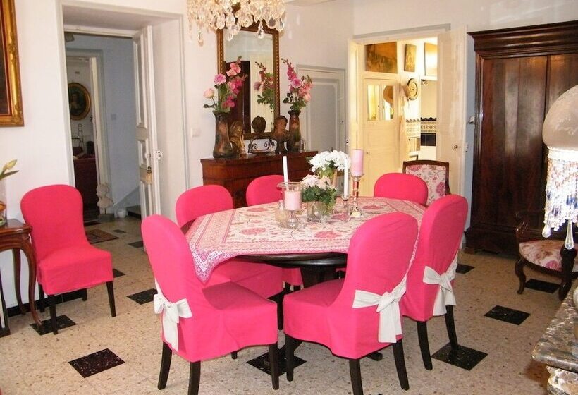 La Maison De Rose   B&b