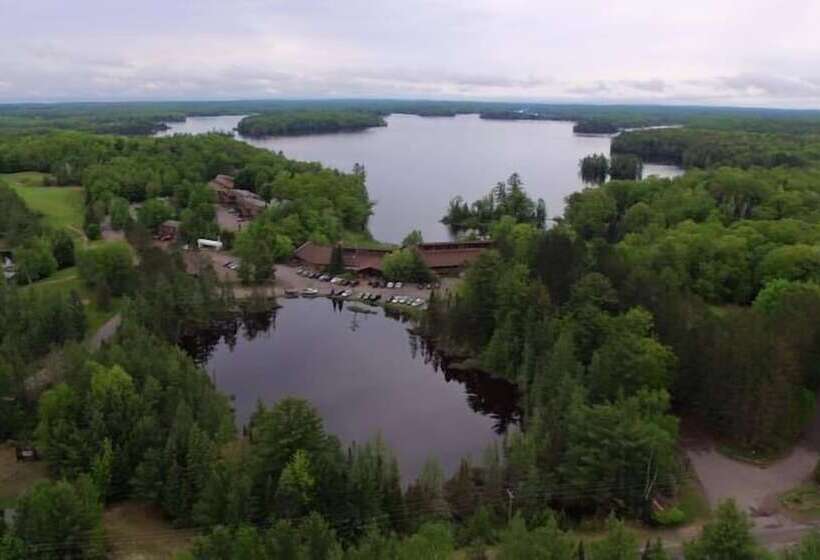 Lakewoods Resort & Lodge