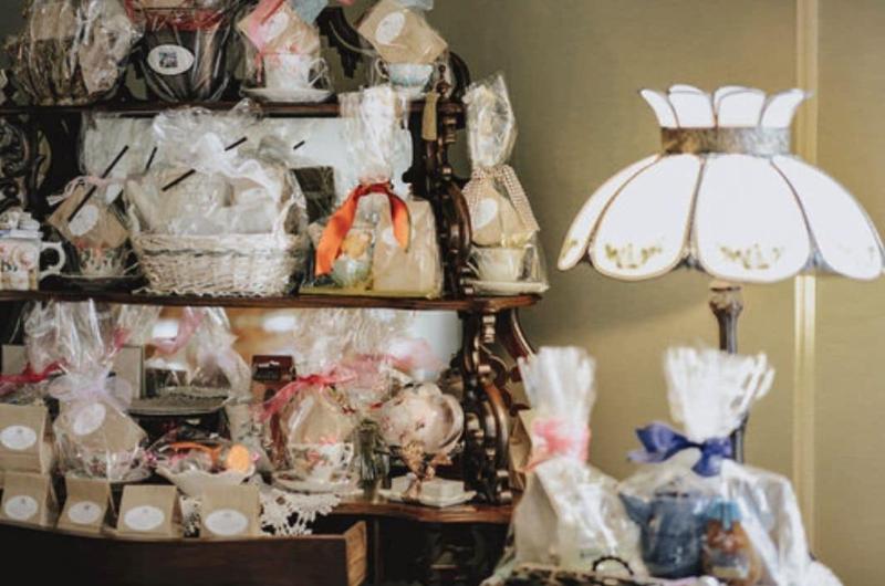 Mathis House, A Victorian Bed & Breakfast And Tea Room At 600 Main