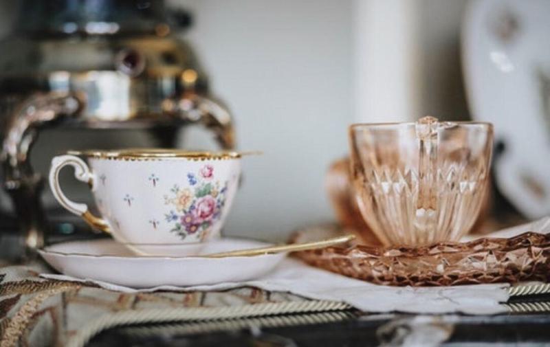 Mathis House, A Victorian Bed & Breakfast And Tea Room At 600 Main