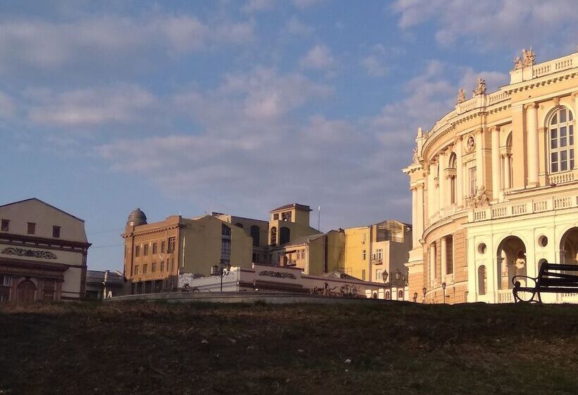Mini Hotel Tchaykovskyi