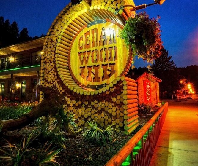 Мотель Cedar Wood Inn