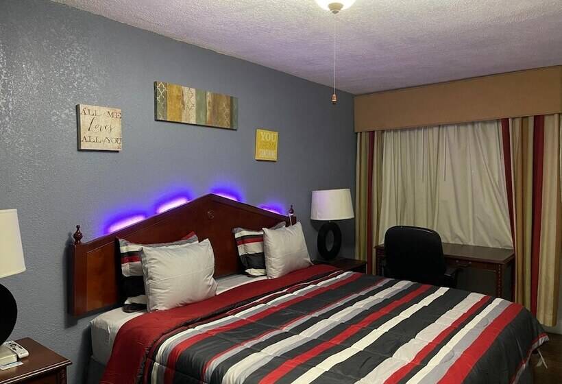 汽车旅馆  Delux Inn