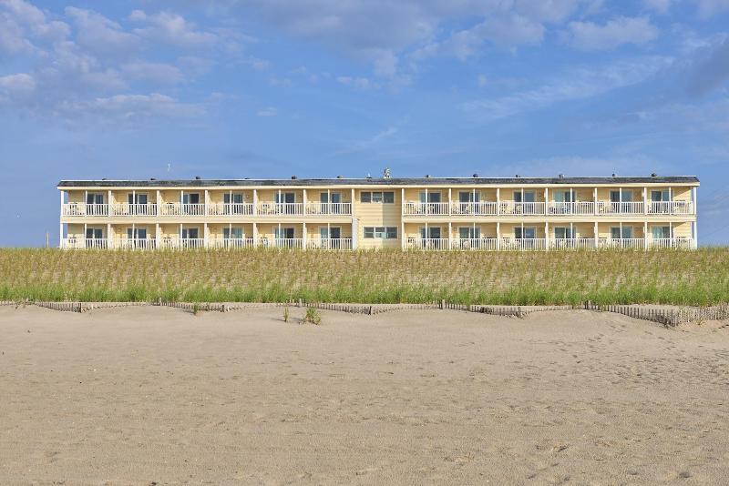 모텔 Drifting Sands Oceanfront