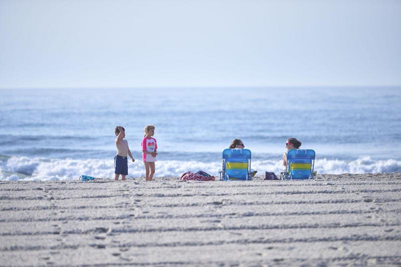 모텔 Drifting Sands Oceanfront