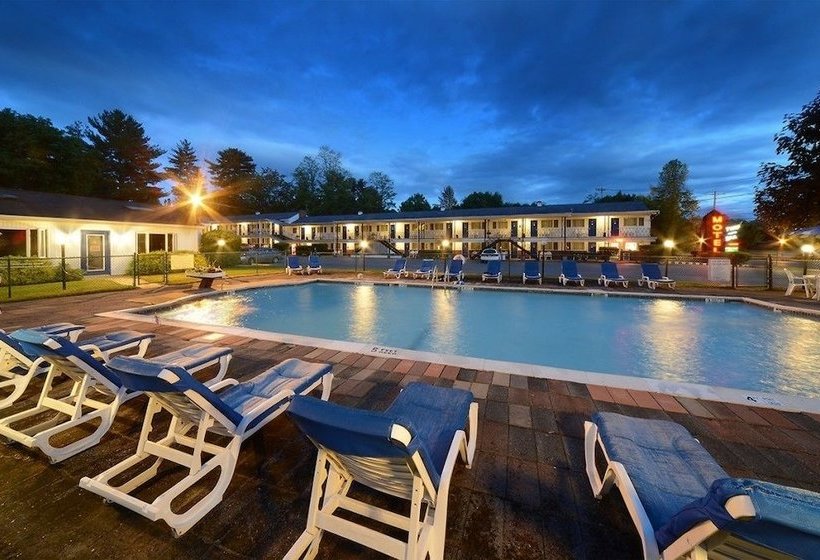 모텔 Saratoga Turf And Spa