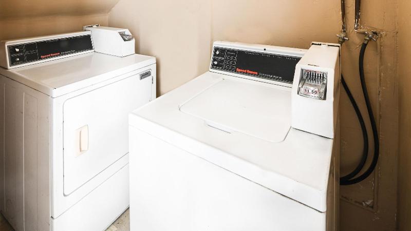 فندق على الطريق Sea Rock Inn  Long Beach