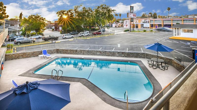 فندق على الطريق Sea Rock Inn  Long Beach