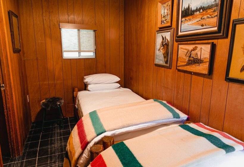 모텔 The Fireside Inn