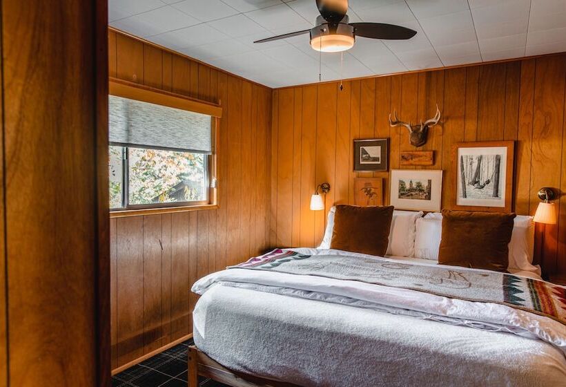 모텔 The Fireside Inn