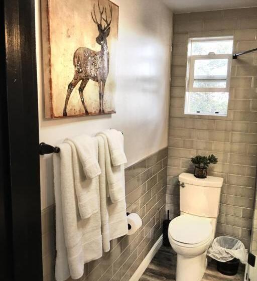 Papillon Cellars   The Loft