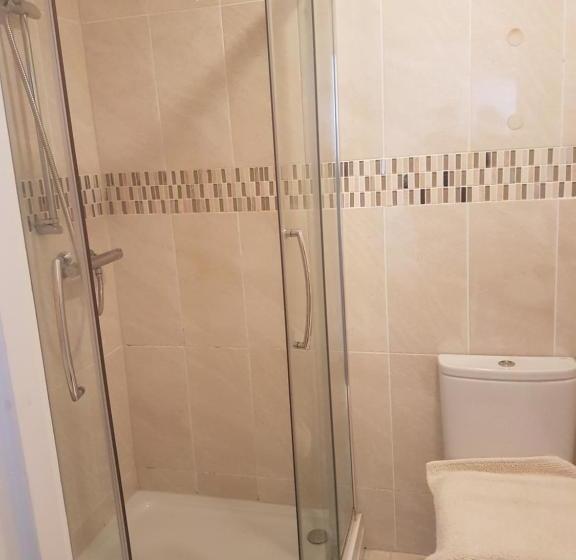 פנסיון Landguard House Bed Only