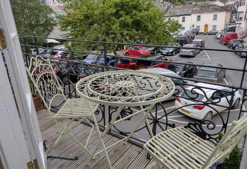 پانسیون Millpool House