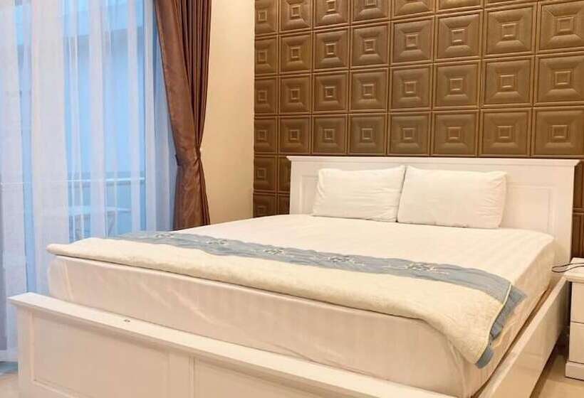 پانسیون Monza Villa